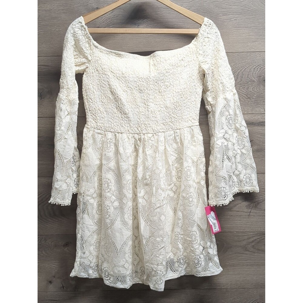 Xhilaration Empire Waist Lace Dress Bell Sleeves Women's Size Large